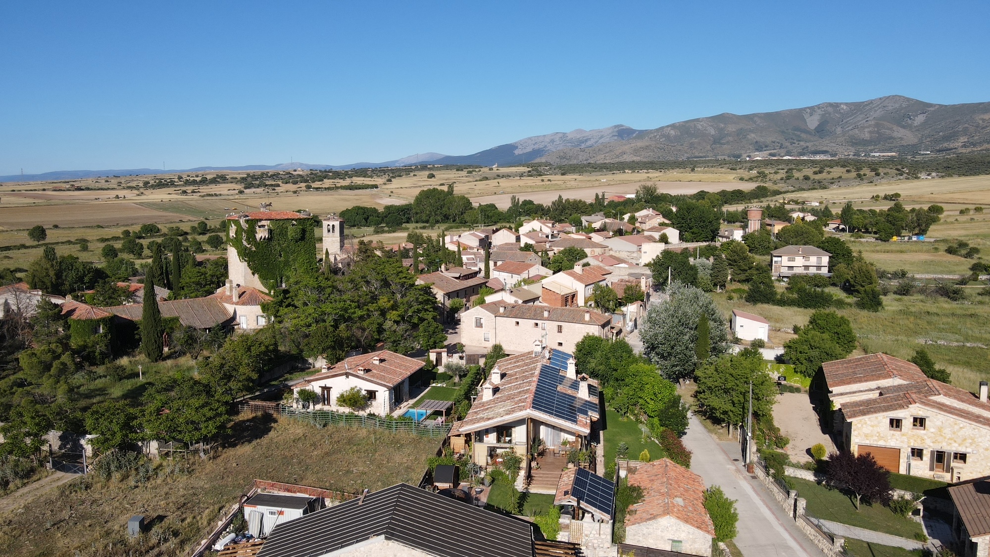 Descubre Valdeprados: naturaleza, historia y tranquilidad en la provincia de Segovia